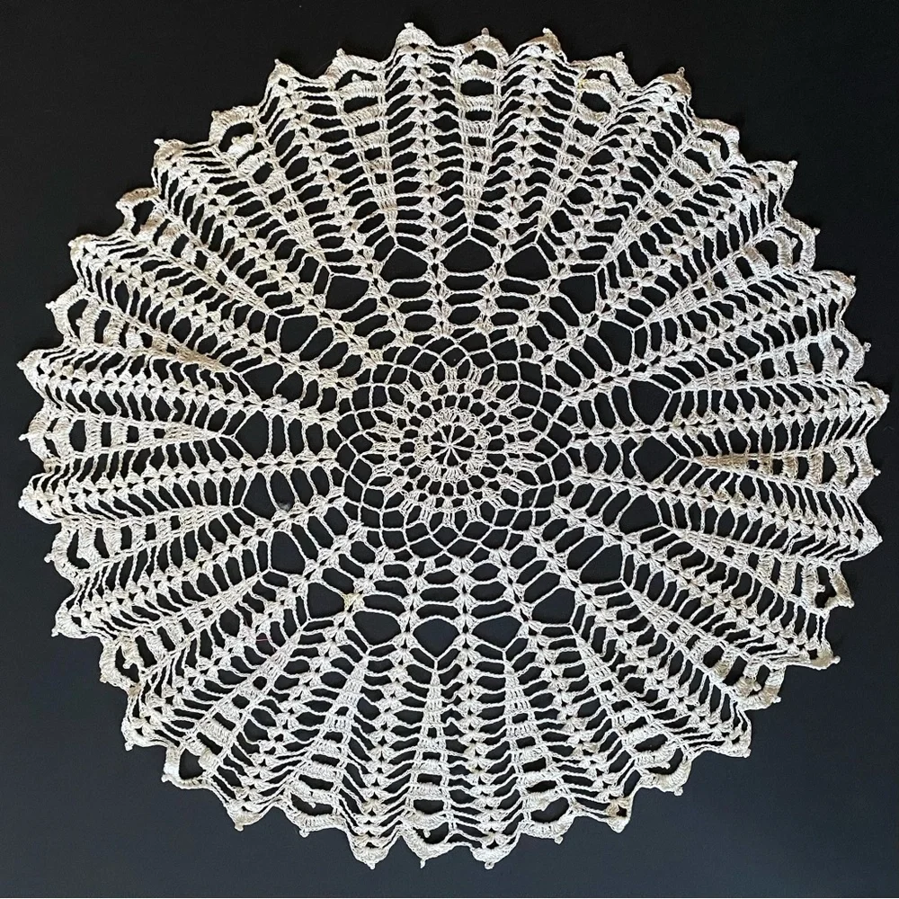 Vintage Crochet Lace Doily 19” Round